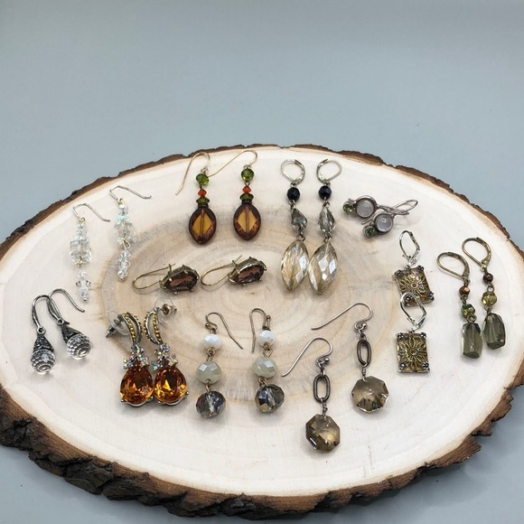 Curated bundle lot 10 glass and crystal elegant glam earrings. - Picture 1 of 5